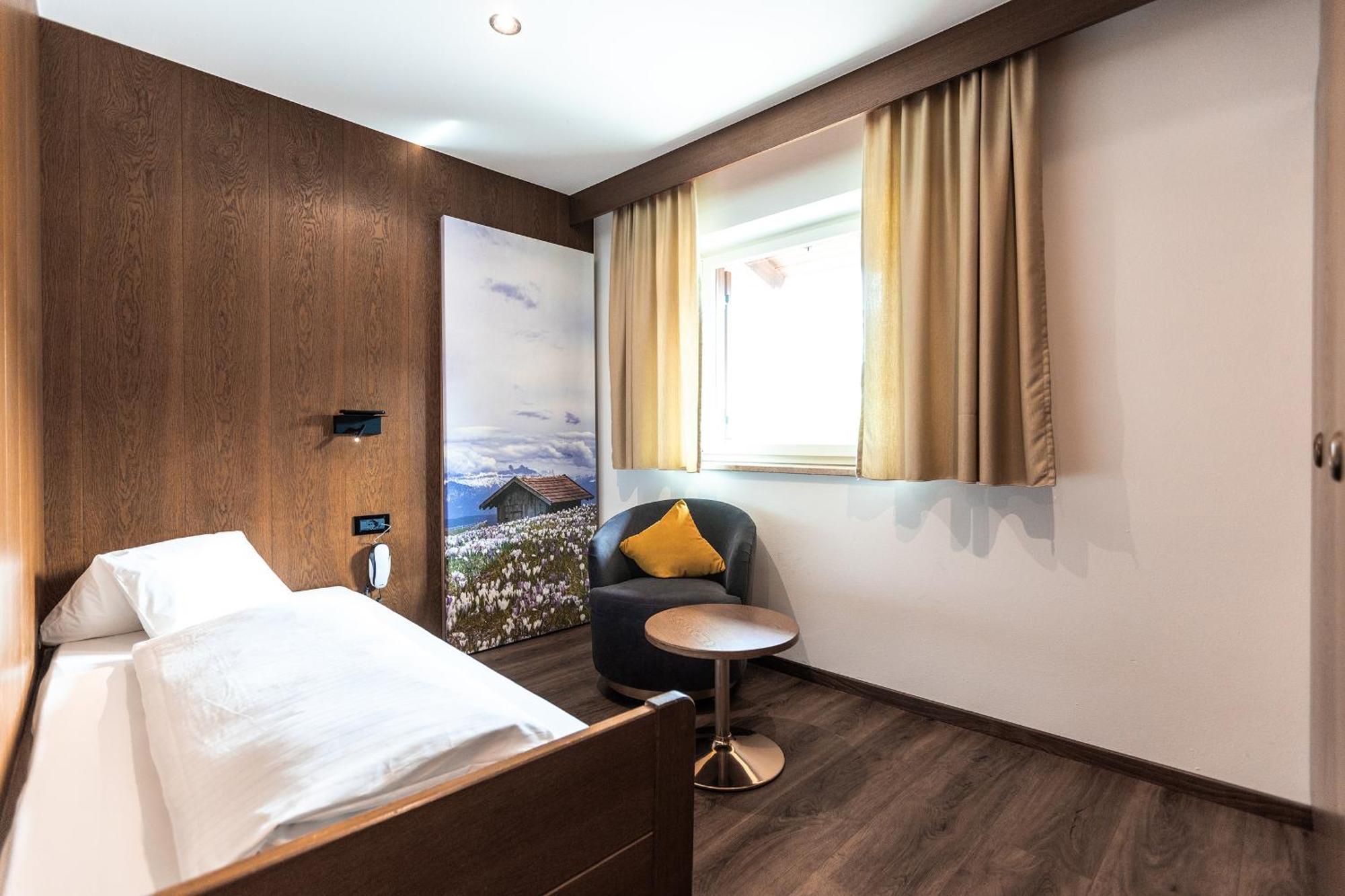 Hotel Zum Loewen - Al Leone Meltina Eksteriør billede